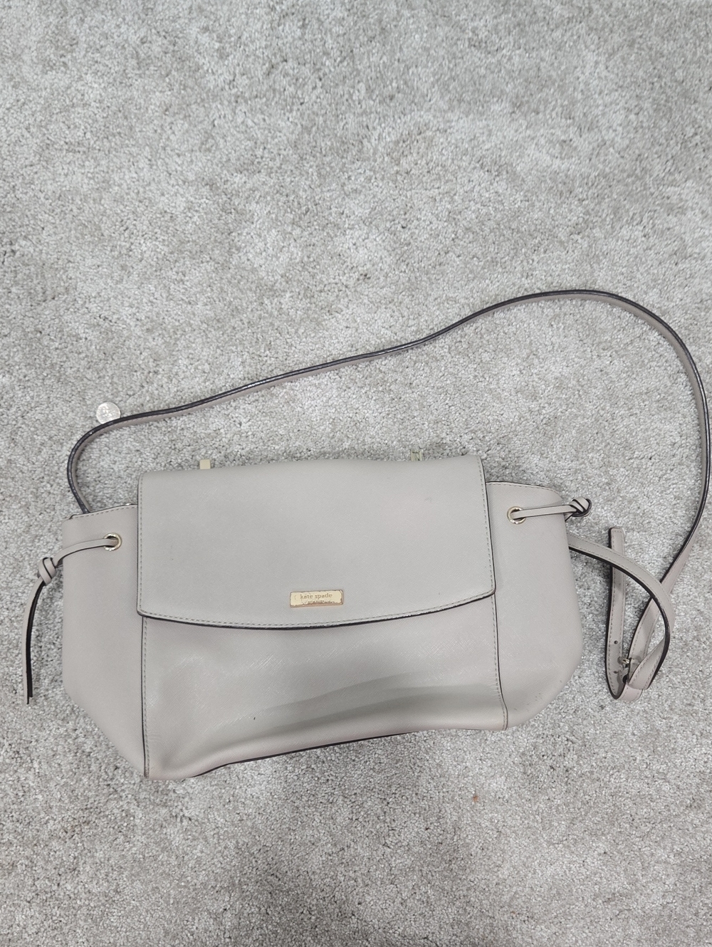 kate spade light gray leather crossbody bag with flap